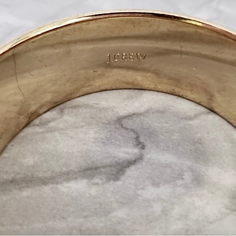 💜 Vintage 1990’s JCrew Dark Purple and Gold Thick Wide Enameled Bangle Bracelet - Picture 6 of 7